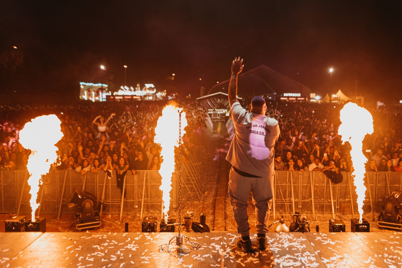 Kevin O Chris se apresenta em Portugal