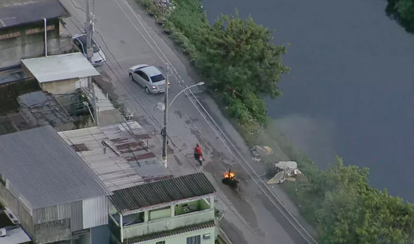 Barricada na Cidade de Deus