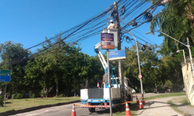 Light e Prefeitura do Rio retiram mais de 2 toneladas de material de postes na Zona Oeste