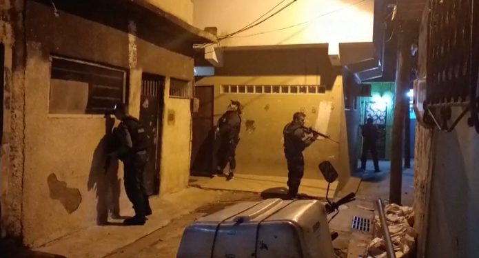 Polícia Civil faz operação contra o furto de cartões do programa Supera RJ