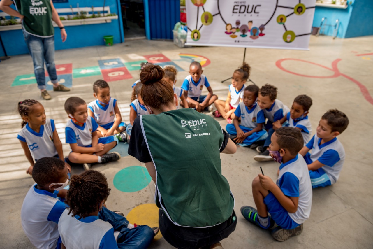 Projeto EDUC promove Bazar Verde durante Semana do Meio Ambiente em Caxias