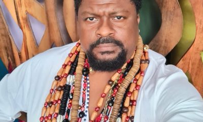 Cridemar Aquino interpreta Laíla no Teatro