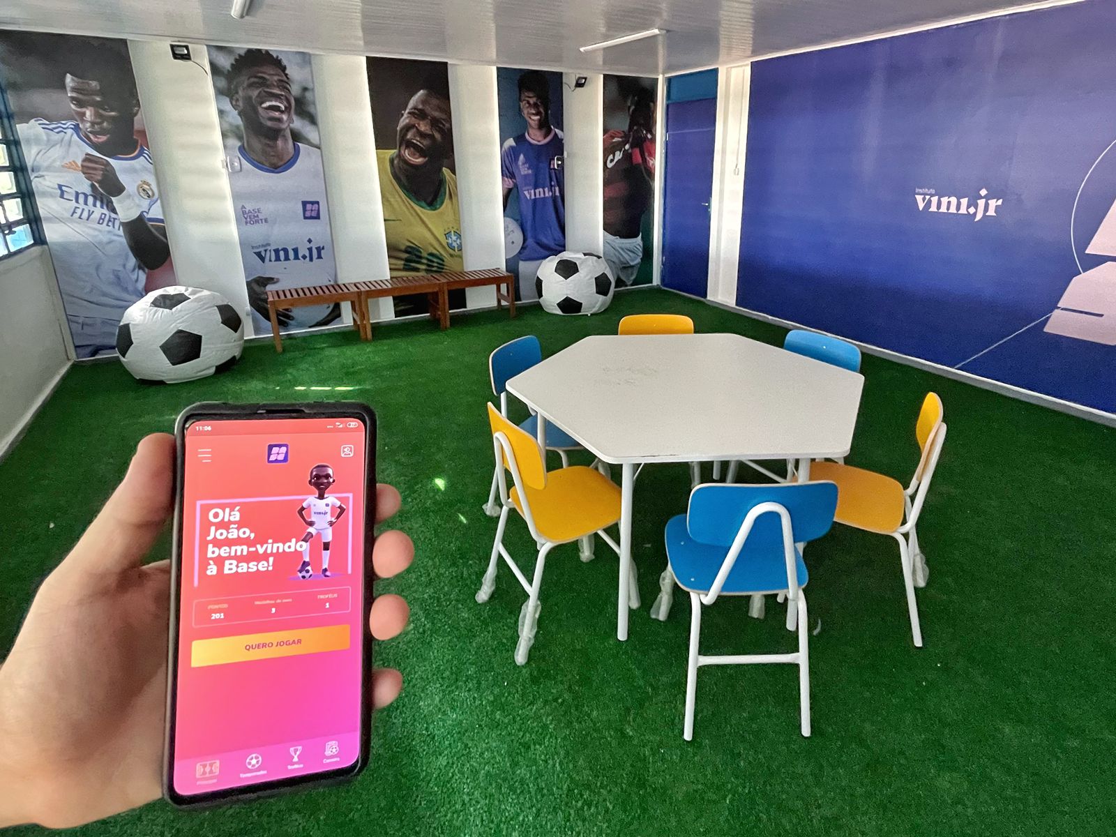 Instituto Vini.Jr inaugura primeiro centro de tecnologias educacionais em São Gonçalo