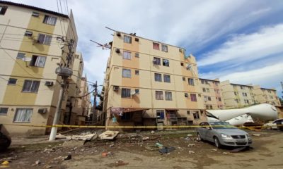 Veja a queda de caixa d’água em Santa Cruz