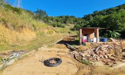 Condomínio irregular demolido na zona oeste