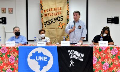 Autonomia universitária e lei de cotas é tema de debate na UFF (Foto: George Maragaia/ Divulgação)