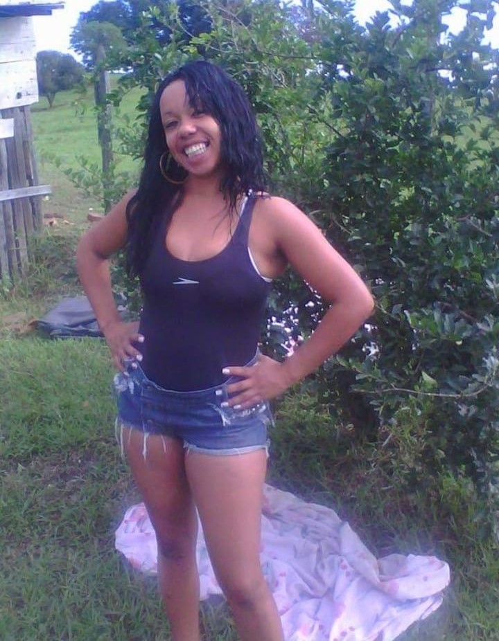 Mulher morre após ser agredida com escavadeira pelo próprio namorado em Nova Iguaçu