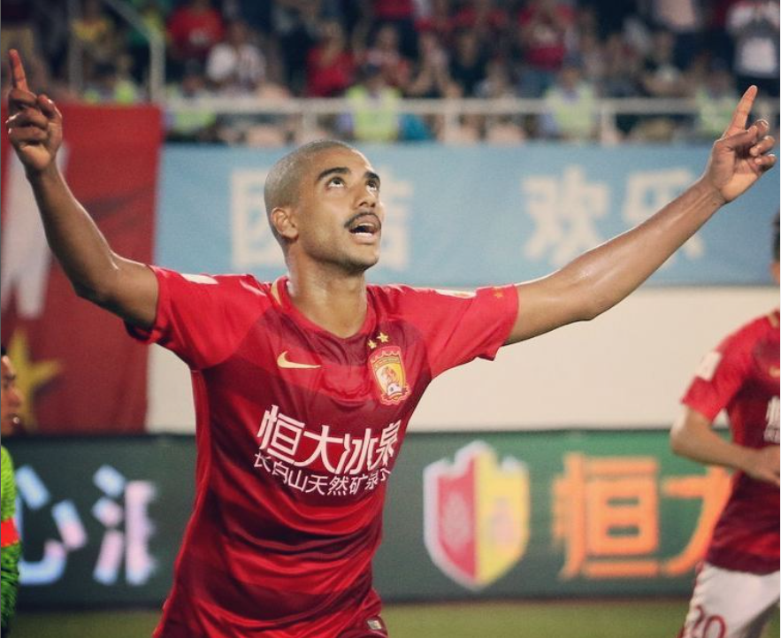 Alan encaminha retorno ao Fluminense