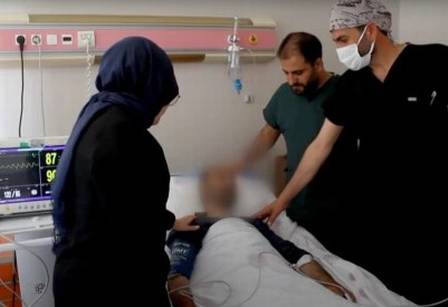 Médicos retiram 233 objetos do estômago de um paciente na Turquia