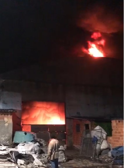 Incêndio na favela da Kelson's