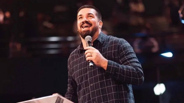 Show gospel de pastor denunciado por incitar ódio contra religiões de matriz afro-brasileira é cancelado pela Prefeitura de Paty do Alferes