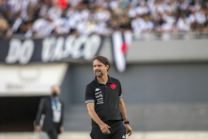 Mauricio é demitido do cargo de técnico do Vasco