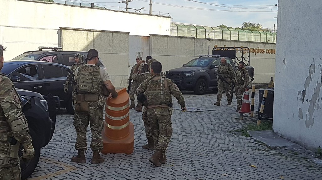 Segurança é reforçada após tiroteio que deixou seis criminosos mortos em Manguinhos