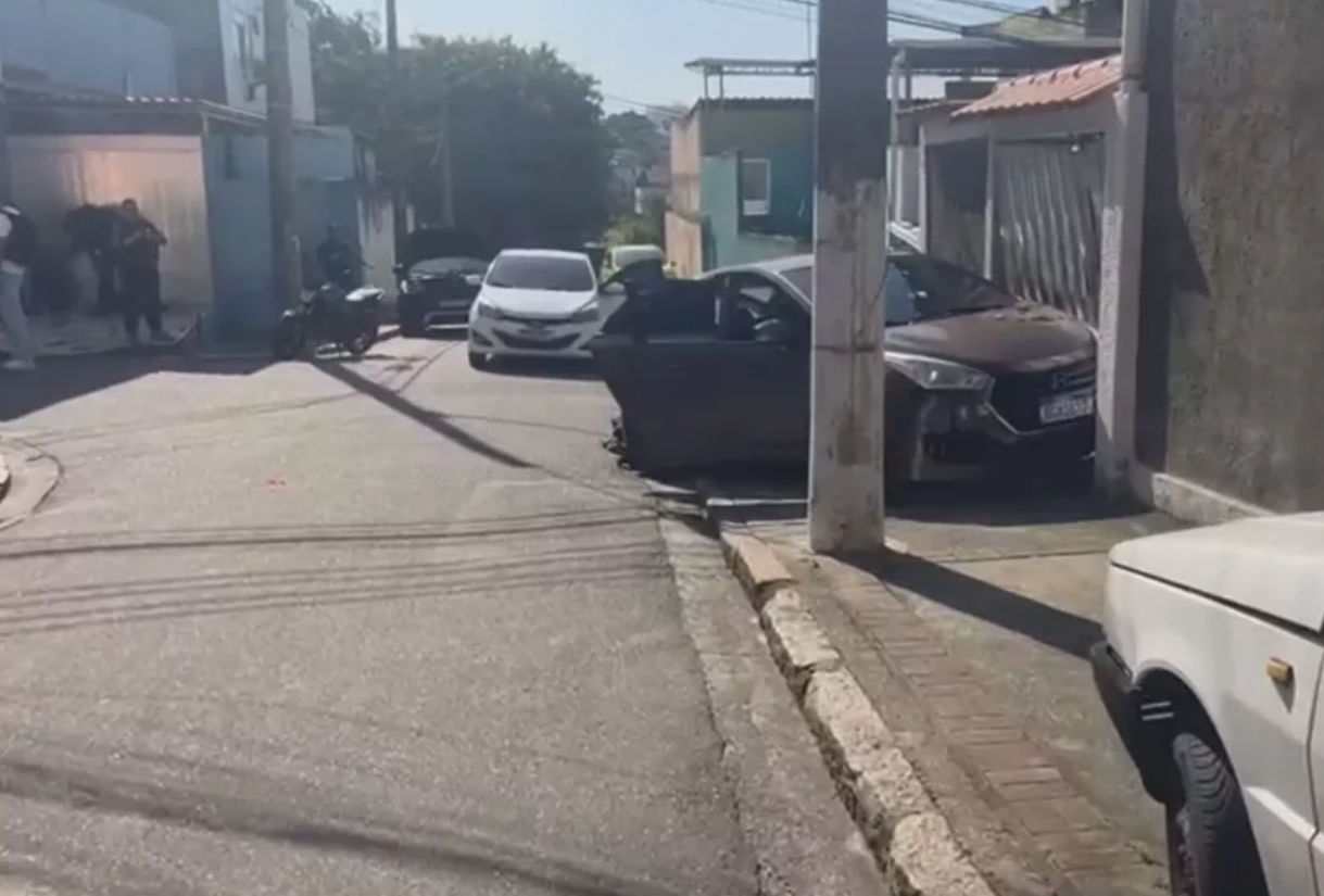 Confronto e perseguição na Pavanu