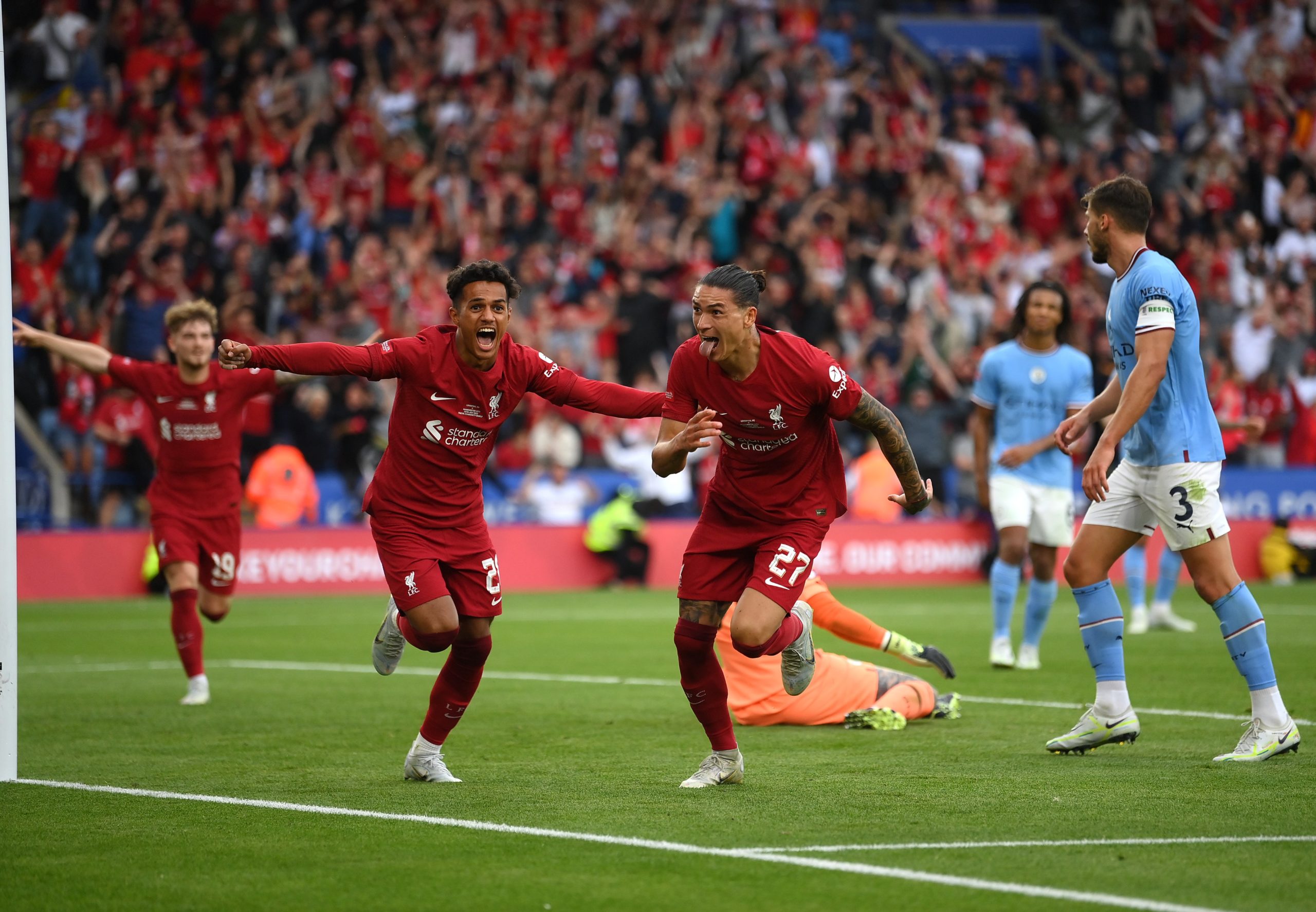 Liverpool bate Manchester City e é campeão da Supercopa da Inglaterra