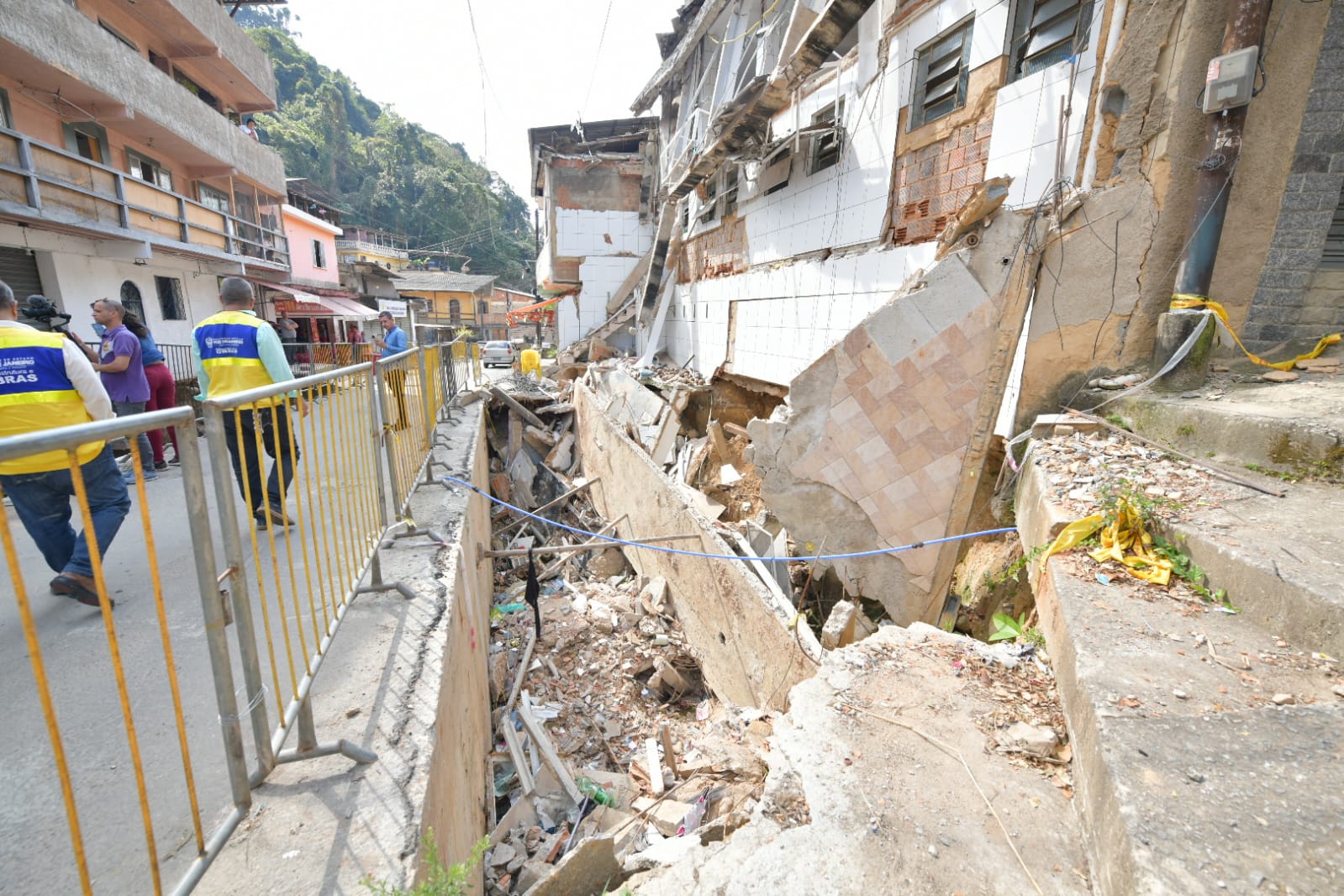 Obras do túnel Extravasor