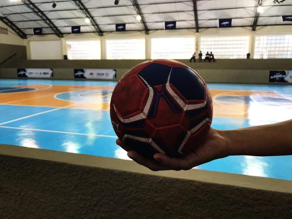 Jogos estudantis no Rio handebol