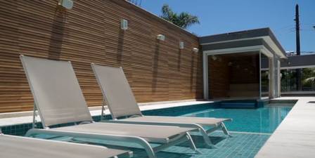 Piscina da nova casa do Gabigol