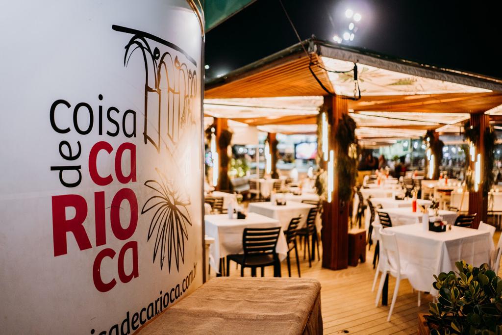 Em homenagem ao Dia do Rock, Quiosque Coisa de Carioca realiza shows ao vivo em Copacabana