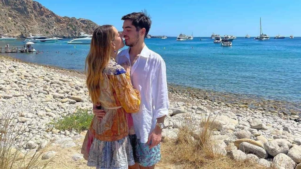 João Guilherme e a namorada na Europa (Foto: Reprodução/Instagram)