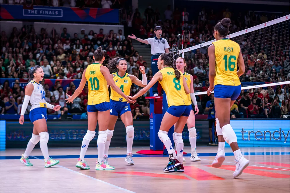 Seleção brasileira está na final da Liga das Nações de vôlei feminino