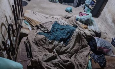 Casa onde a família foi encontrada presa