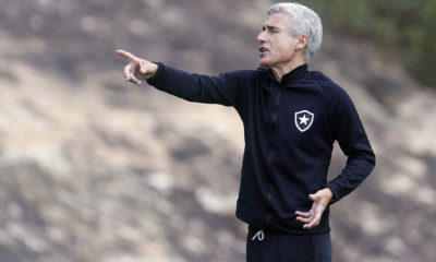 Botafogo informa jogadores à disposição para o duelo contra o Fortaleza