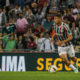 André, atual volante do Fluminense