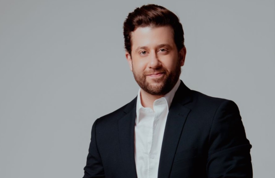 Cirurgião Plástico Dr. José Cury