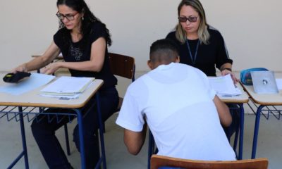SEAP faz registros de certidões de nascimento de detentos no Complexo de Gericinó (Foto: Divulgação)