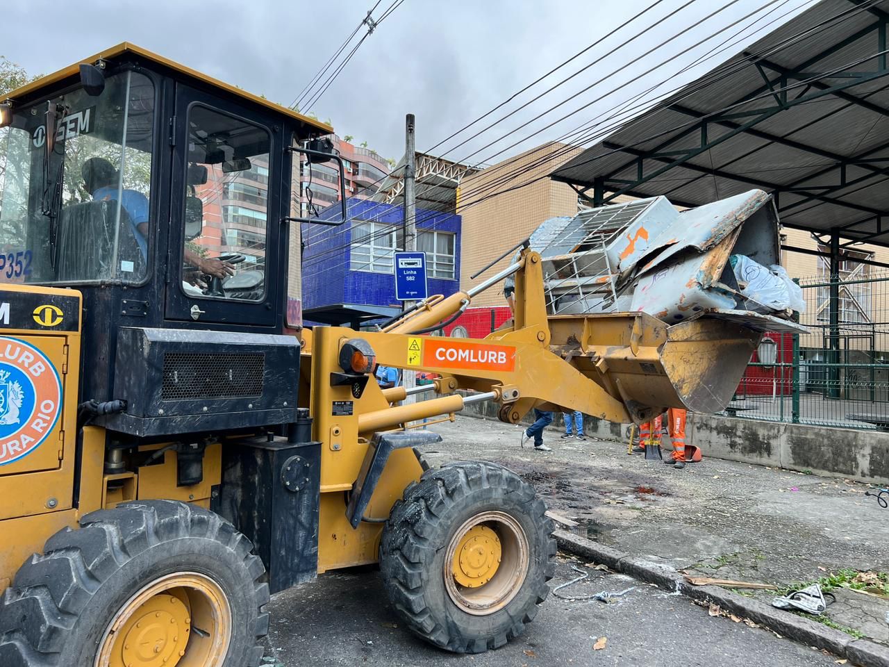 cabines de ônibus desativadas