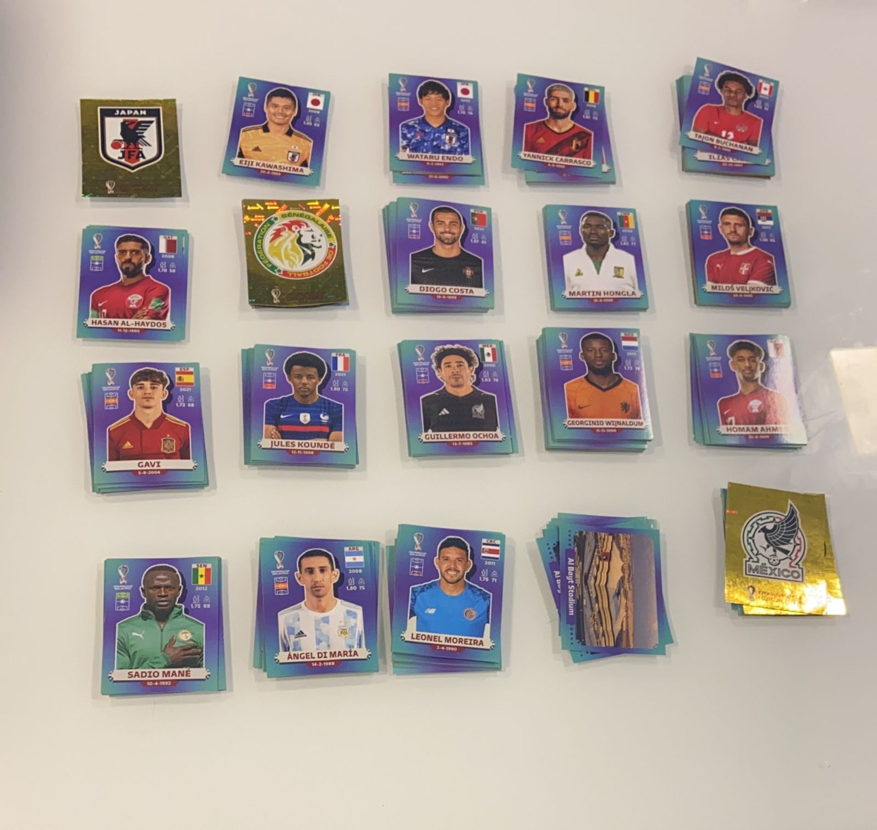 Figurinhas da Copa do Mundo movimentam a economia nacional