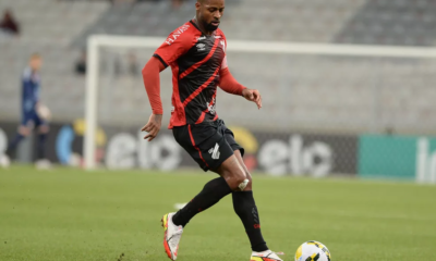 Dedé esteve em campo apenas uma vez pelo Furacão