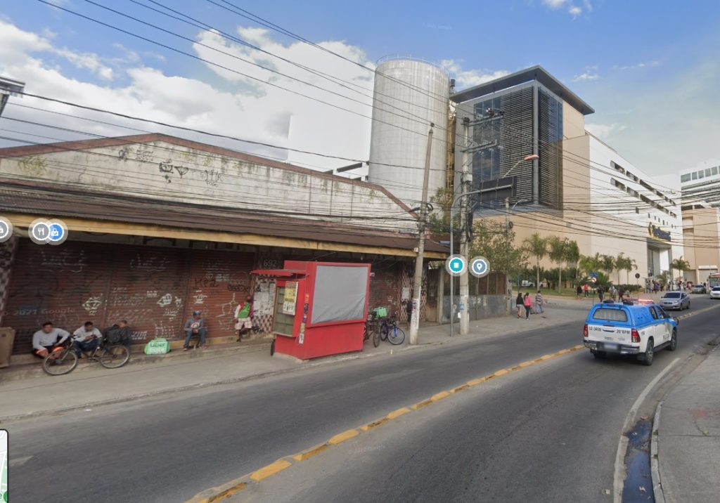 loja que pegou fogo ao lado do top shopping