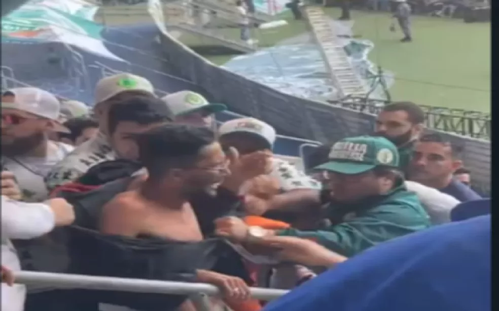 Torcedor flamenguista é agredido por palmeirenses no Allianz Parque