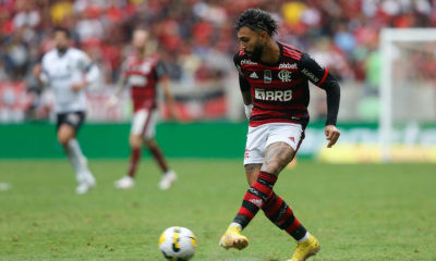 Gabigol em ação pelo Flamengo no jogo contra o Ceará pelo Campeonato Brasileiro