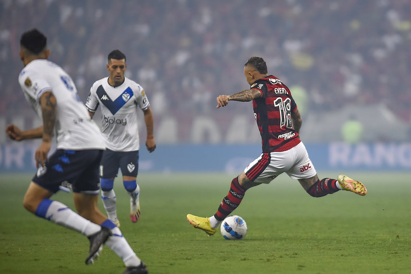 Flamengo bate o Vélez de novo e está na final da Libertadores