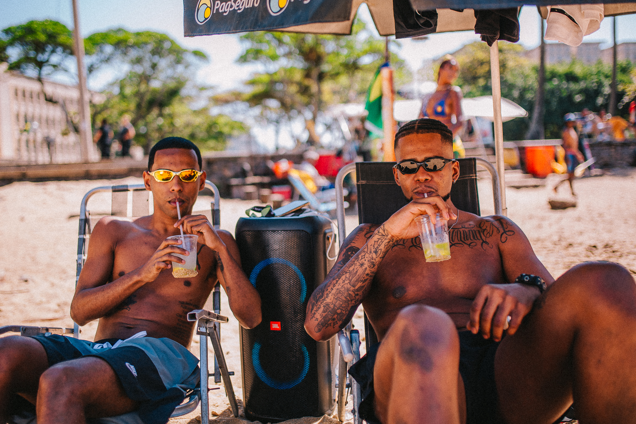 Big Bllakk, Derxan e Major RD exaltam cultura do Rio sob estética 'Brazilcore' em novo single lançado nesta sexta