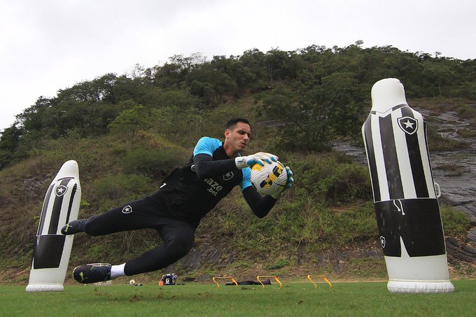 Flamengo finalização preparação para jogo com Bragantino e tem retorno de  jogadores das seleções - Super Rádio Tupi