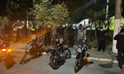 Polícia impede 'rolezinho' no centro de Niterói