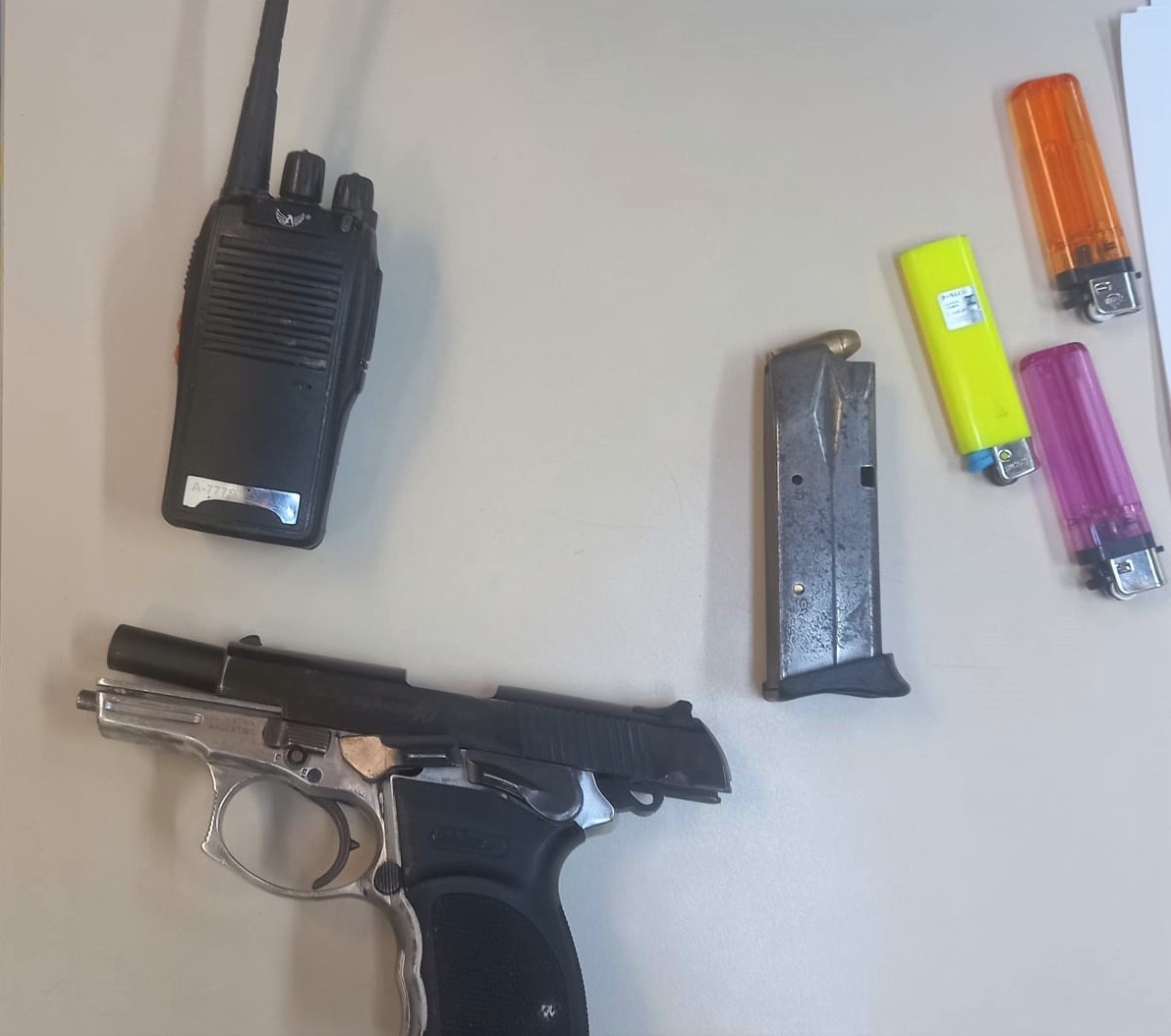 Pistola apreendida Niterói