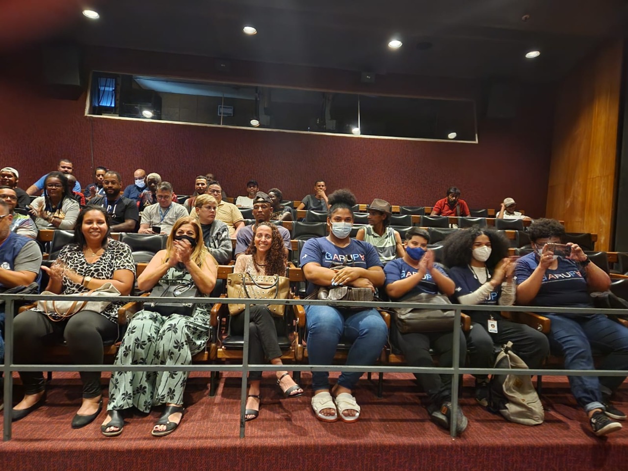 MAM recebe 80 pessoas em situação de rua para exibição do filme 'Os Primeiros Soldados' (Foto: Divulgação)