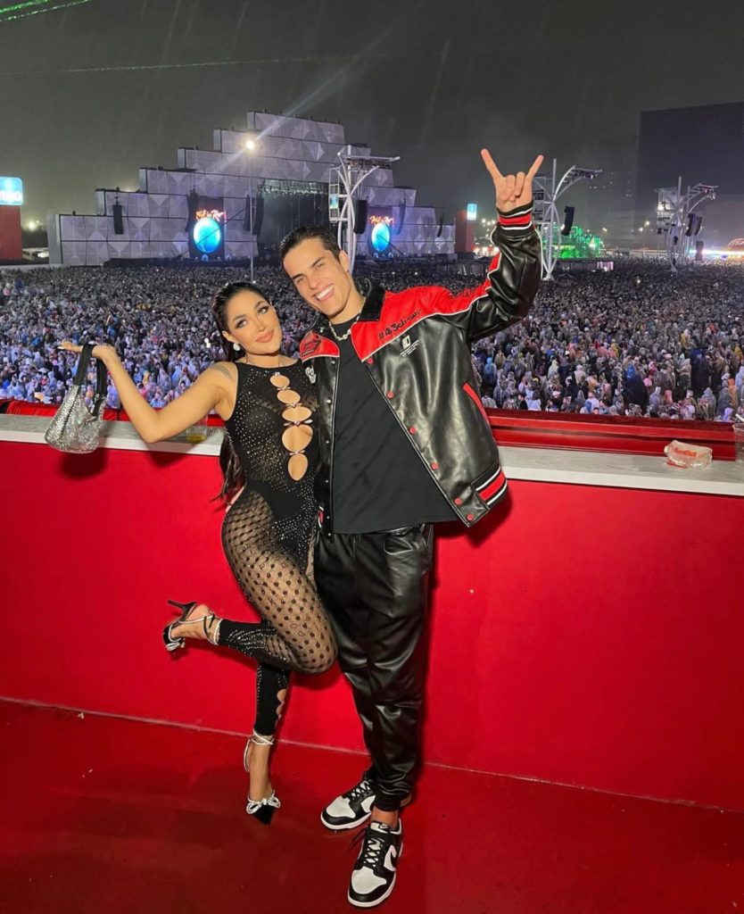 Juliana Souza, rainha de bateria da União da Ilha