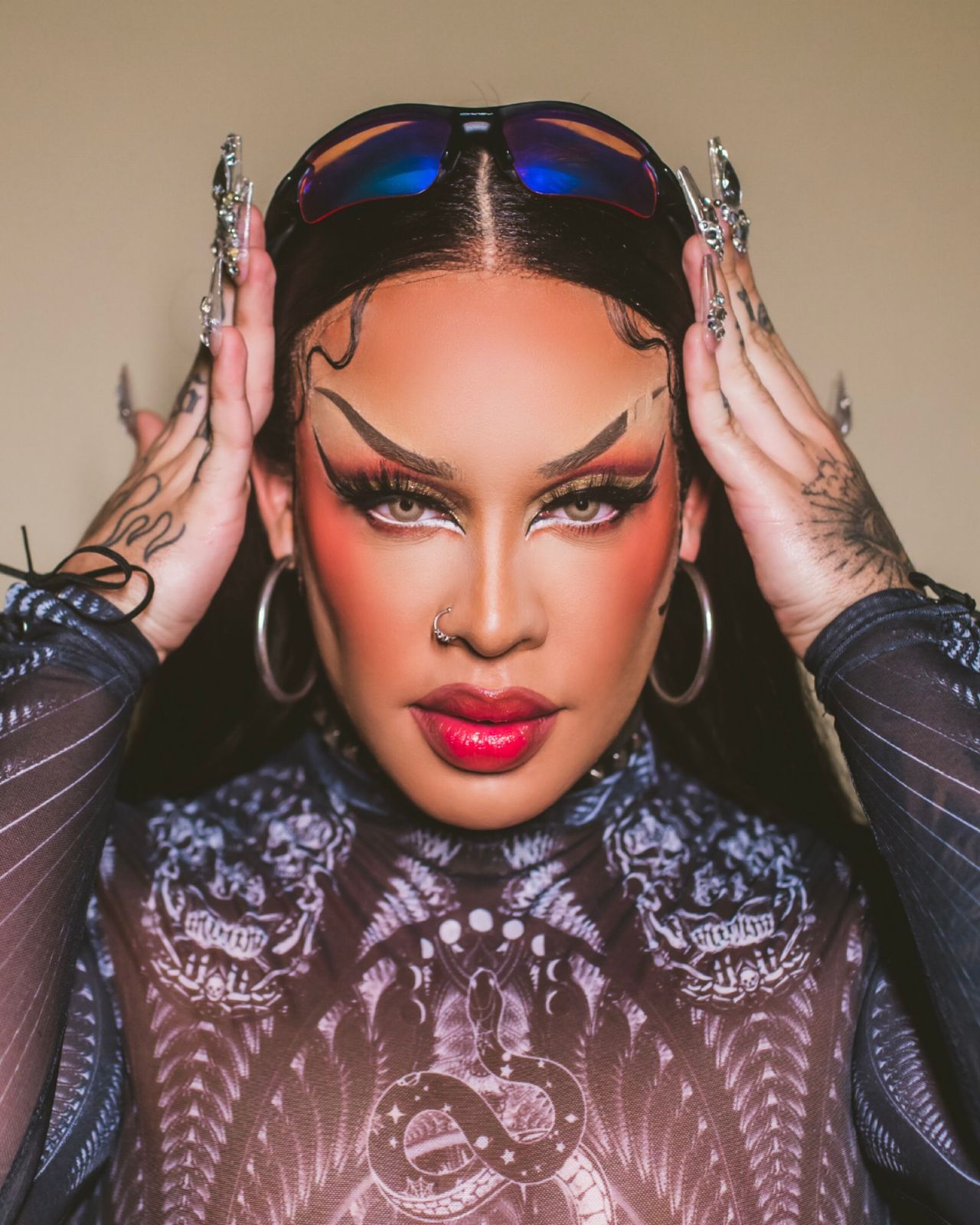 É hoje! Glória Groove estreia no comando do 'Música Boa Ao Vivo'