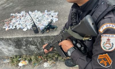 Apreensão de drogas em operação em São Gonçalo