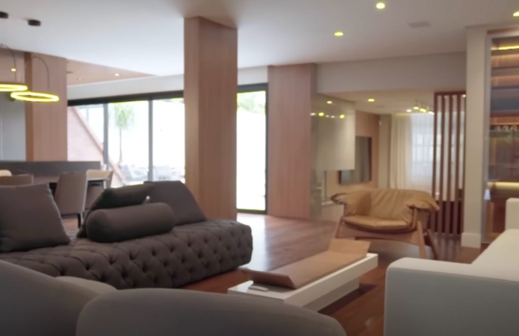 Mansão de Thiago Oliveira