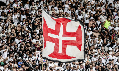 Torcida do Vasco em São Januário