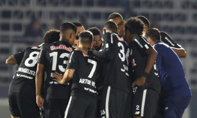 Bragança Paulista/SP; Brasil; Estádio Nabi Abi Chedid; 17/10/2022; Campeonato Brasileiro; Red Bull Bragantino x Santos; Na foto, grupo de jogadores ;Foto de Ari Ferreira/Red Bull Bragantino;