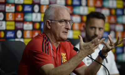 Dorival em coletiva final da Libertadores