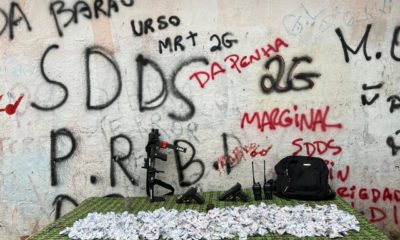 Armas-granadas-e-drogas-apreendidas-em-operacao-da-Policia-Militar-nas-comunidades-do-Jorge-Turco-e-da-Palmeirinha-na-Zona-Norte-do-Rio